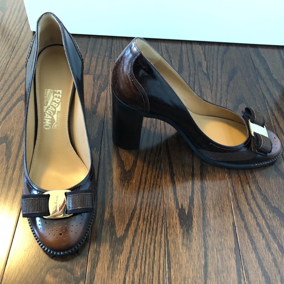 Salvatore Ferragamo brogue style brown pumps - Picture 1 of 7